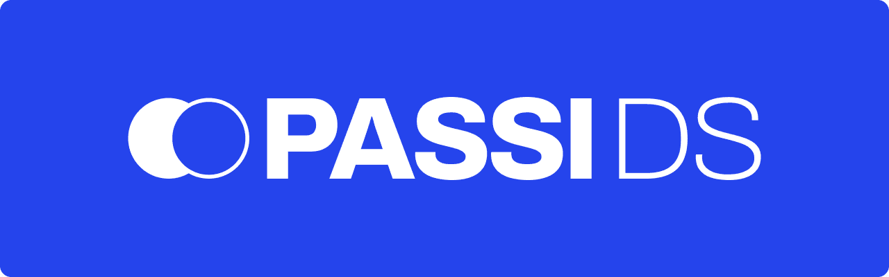 Logo do PASSI DS em branco sobre o azul da marca
